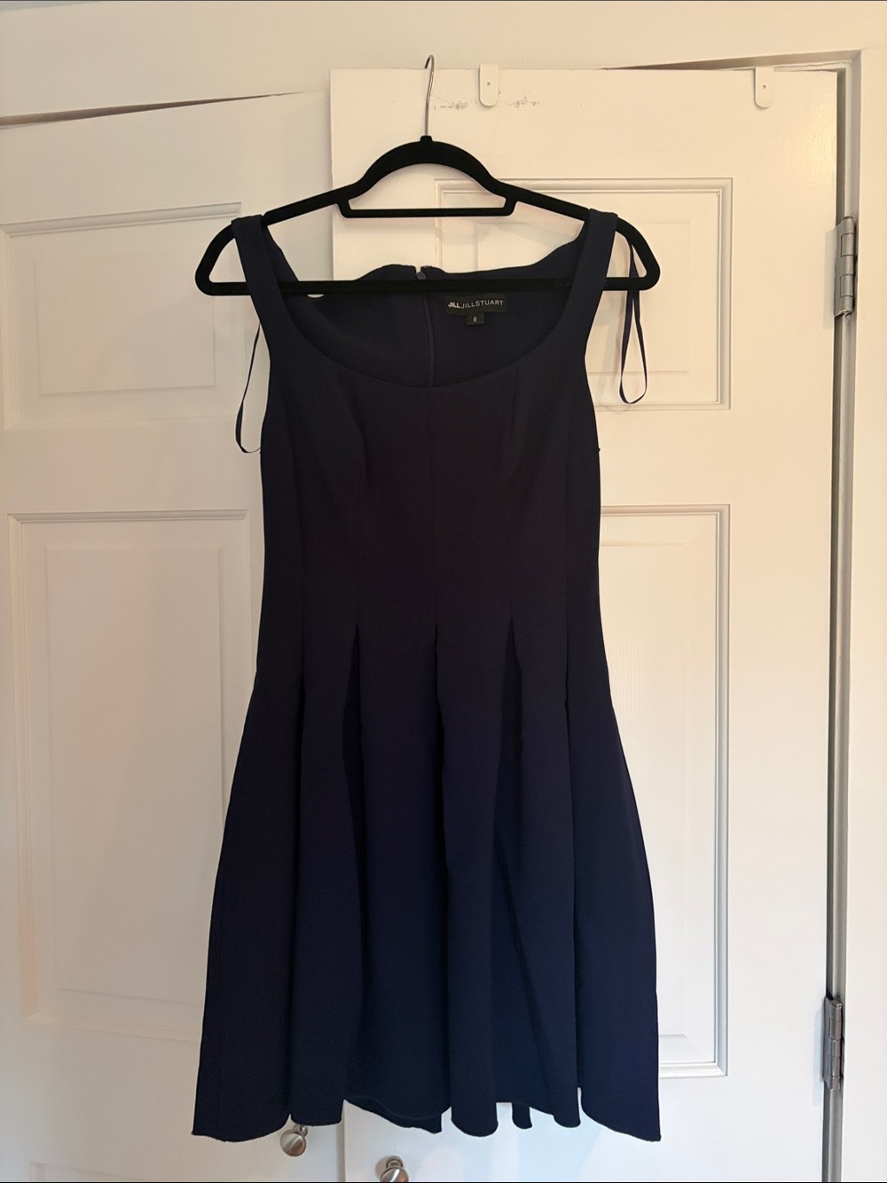 Jill Stuart Navy Sleeveless Pleated Midi Dress